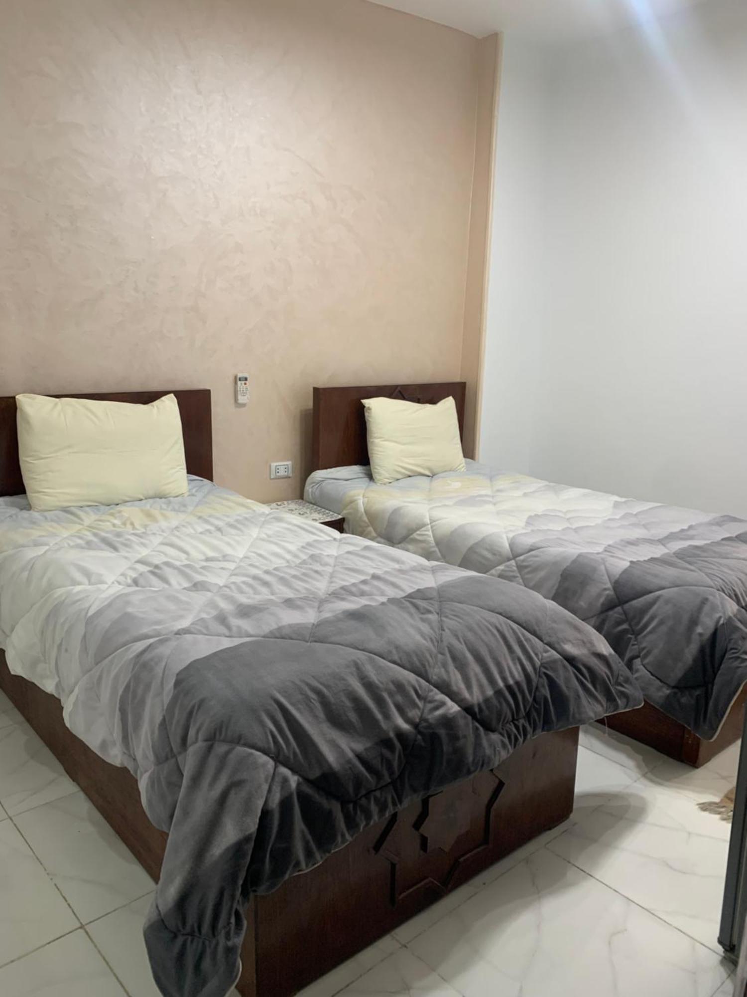 Pyramids Home Guest House Kafrat al Jabal Exterior foto