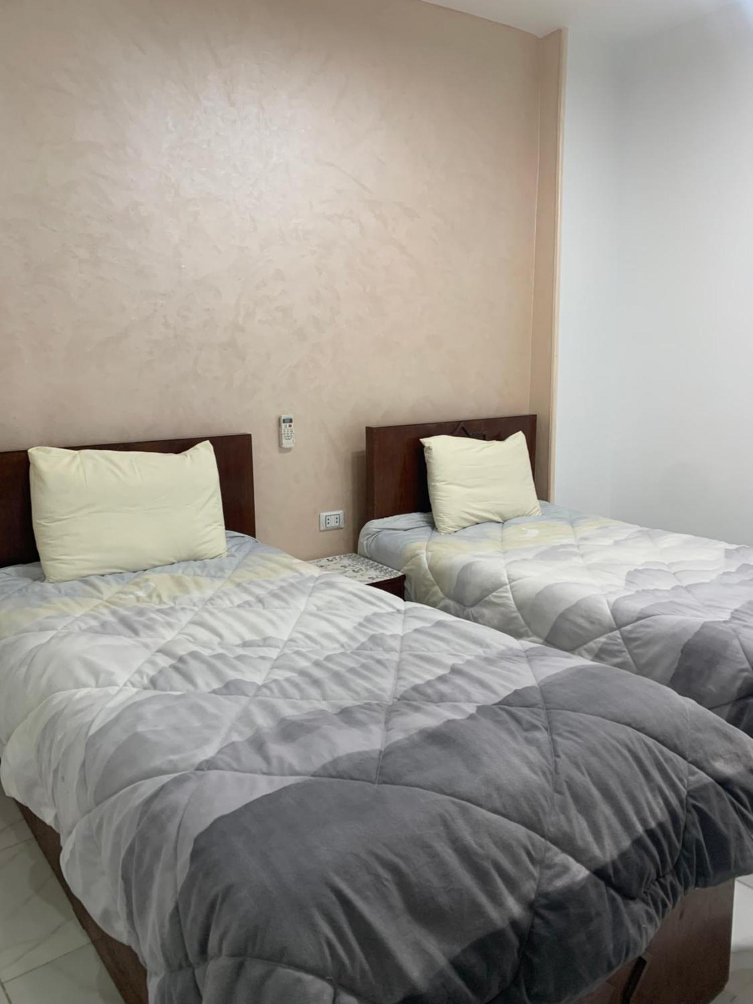 Pyramids Home Guest House Kafrat al Jabal Exterior foto